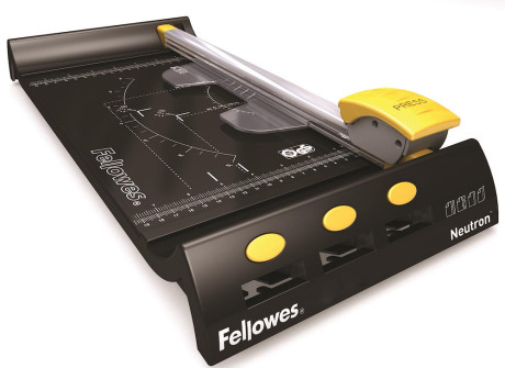 FELLOWES NEUTRON A4  TAGLIERINA A4 TAGLIA FINO A 10 FOGL